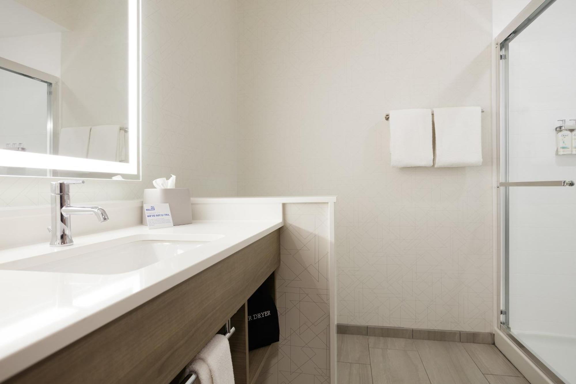 Holiday Inn Express & Suites Oak Ridge By Ihg מראה חיצוני תמונה
