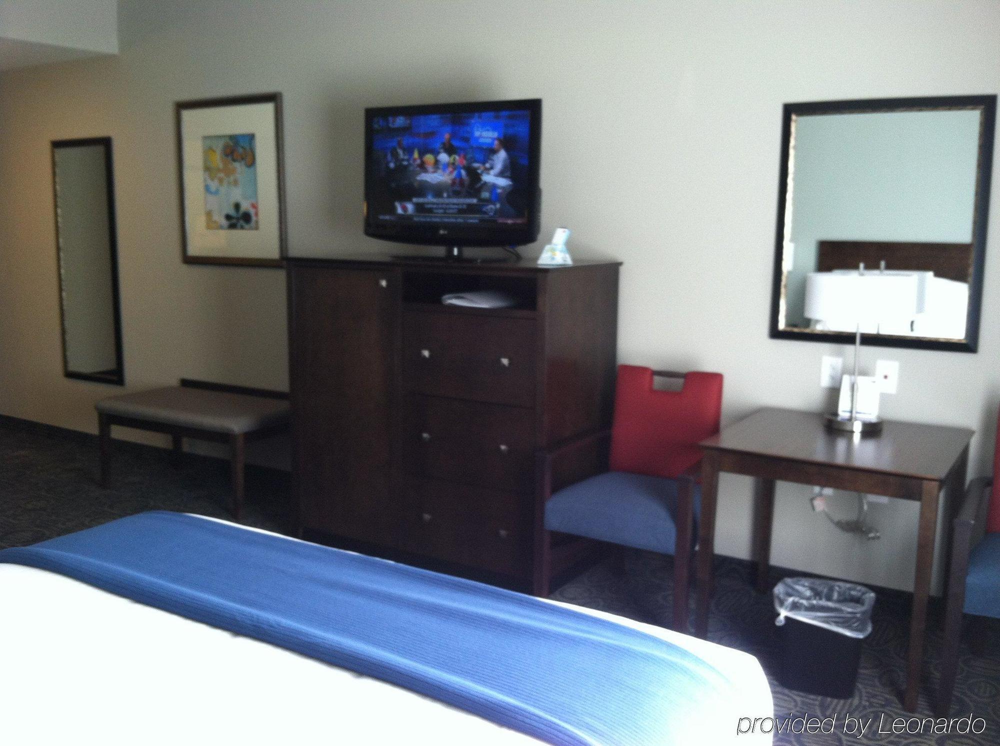 Holiday Inn Express & Suites Oak Ridge By Ihg מראה חיצוני תמונה